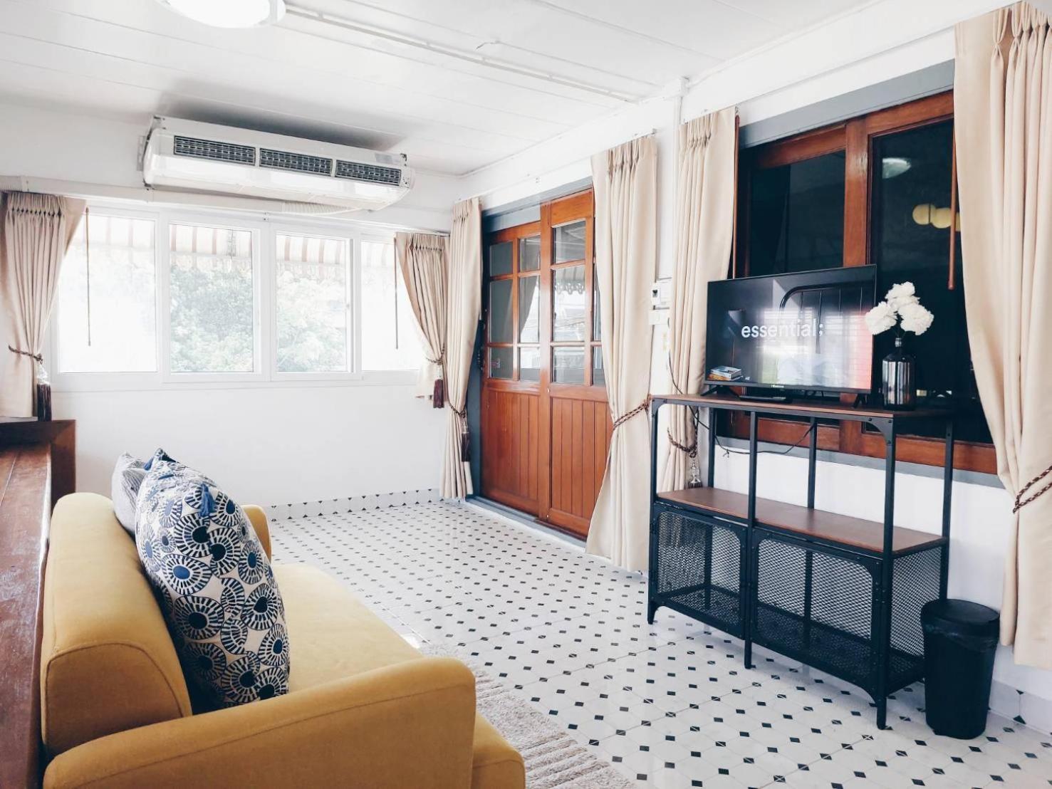 Hello Sunshine Hostel Phra Nakhon Si Ayutthaya Luaran gambar