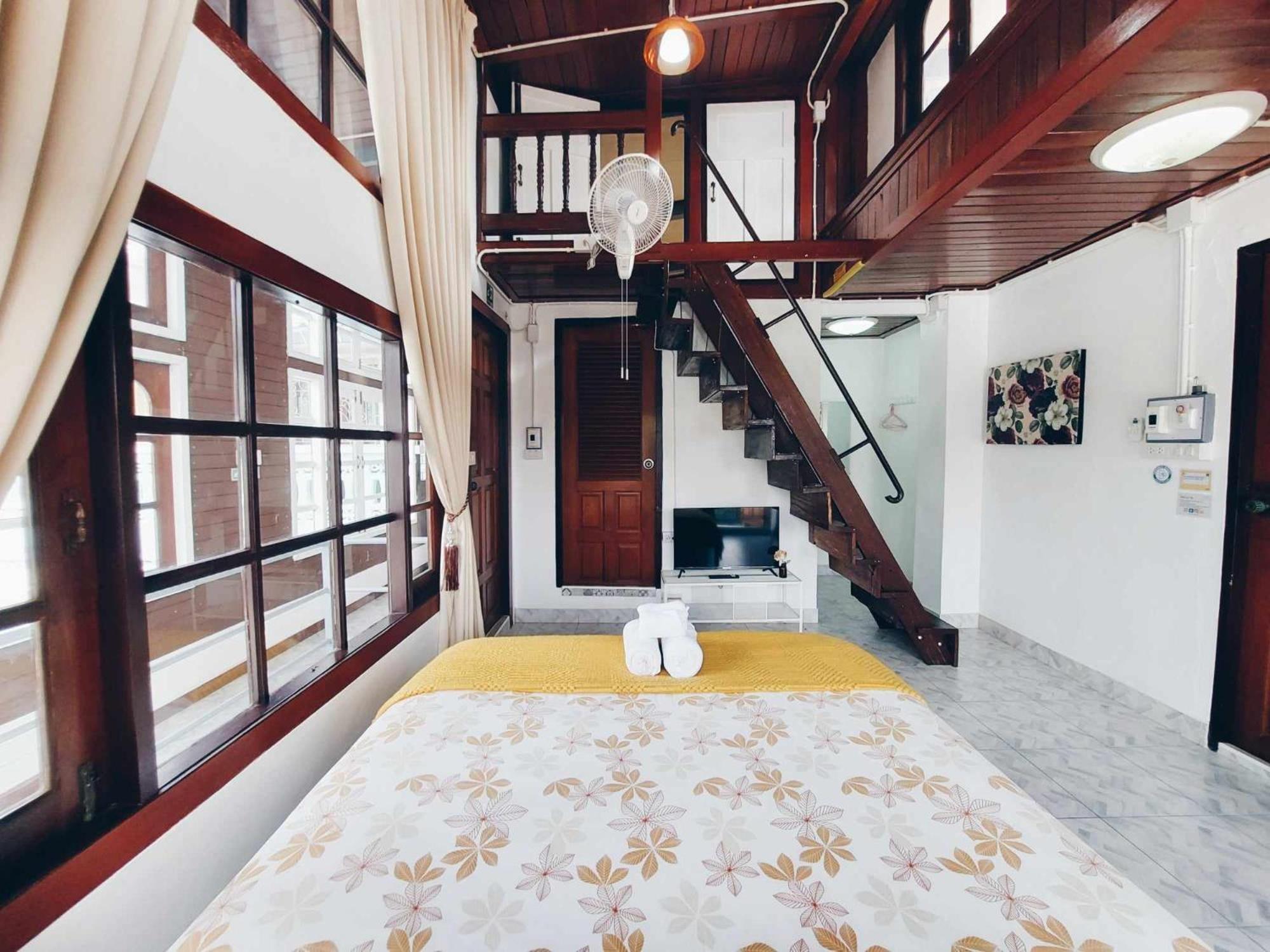 Hello Sunshine Hostel Phra Nakhon Si Ayutthaya Luaran gambar