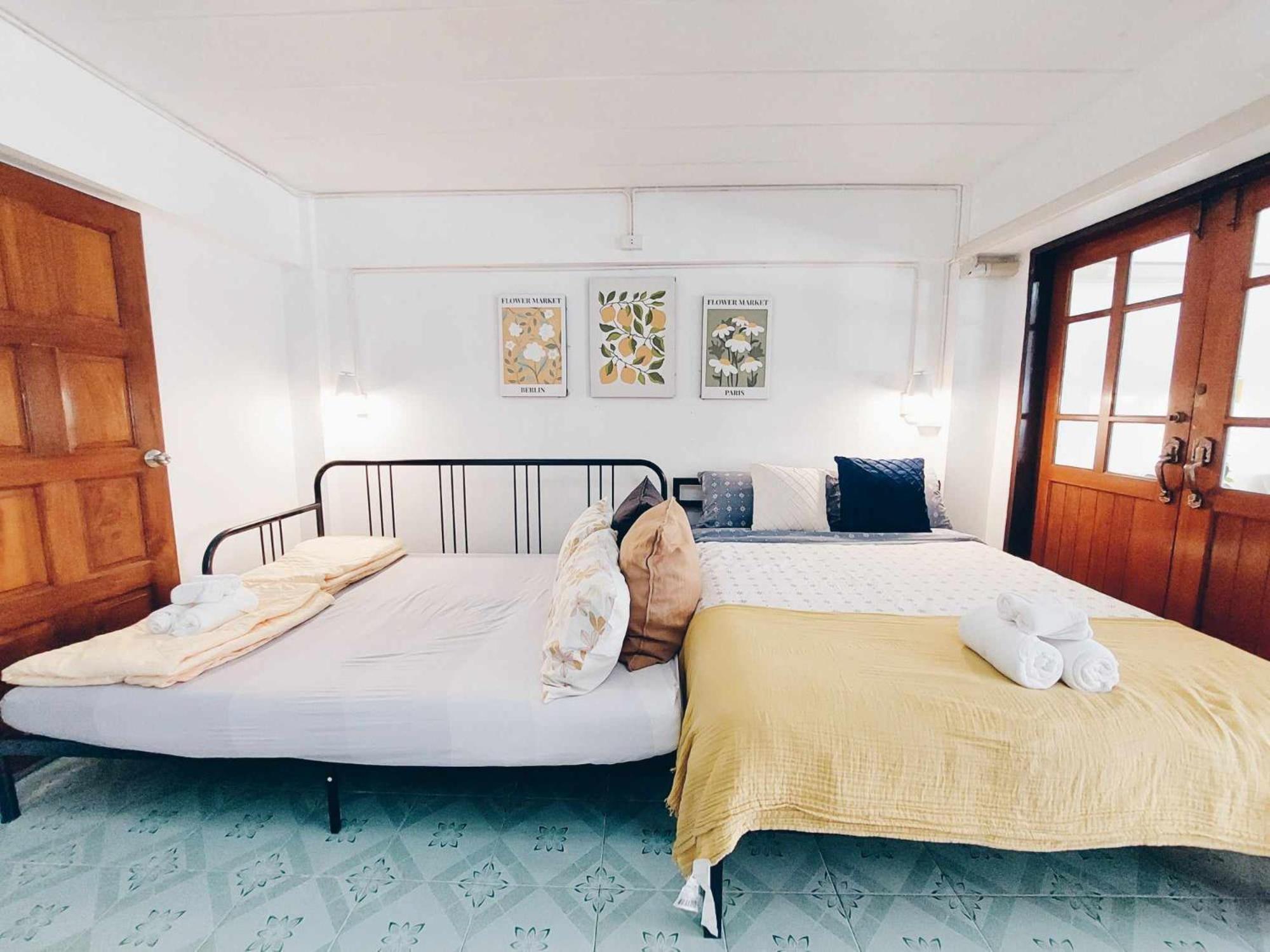 Hello Sunshine Hostel Phra Nakhon Si Ayutthaya Luaran gambar