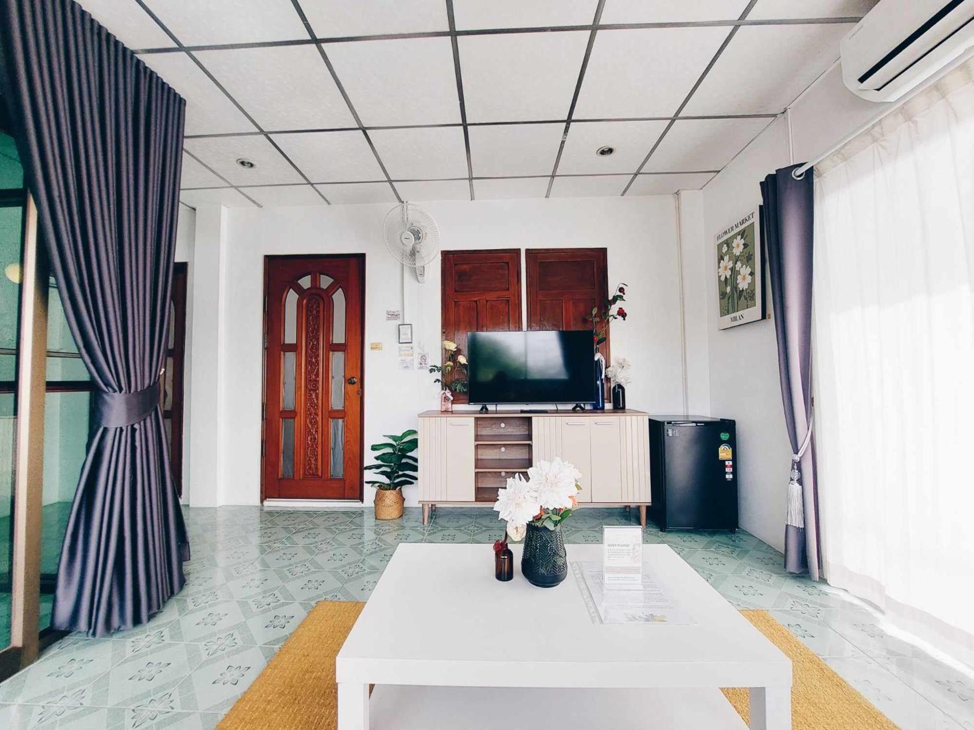 Hello Sunshine Hostel Phra Nakhon Si Ayutthaya Luaran gambar