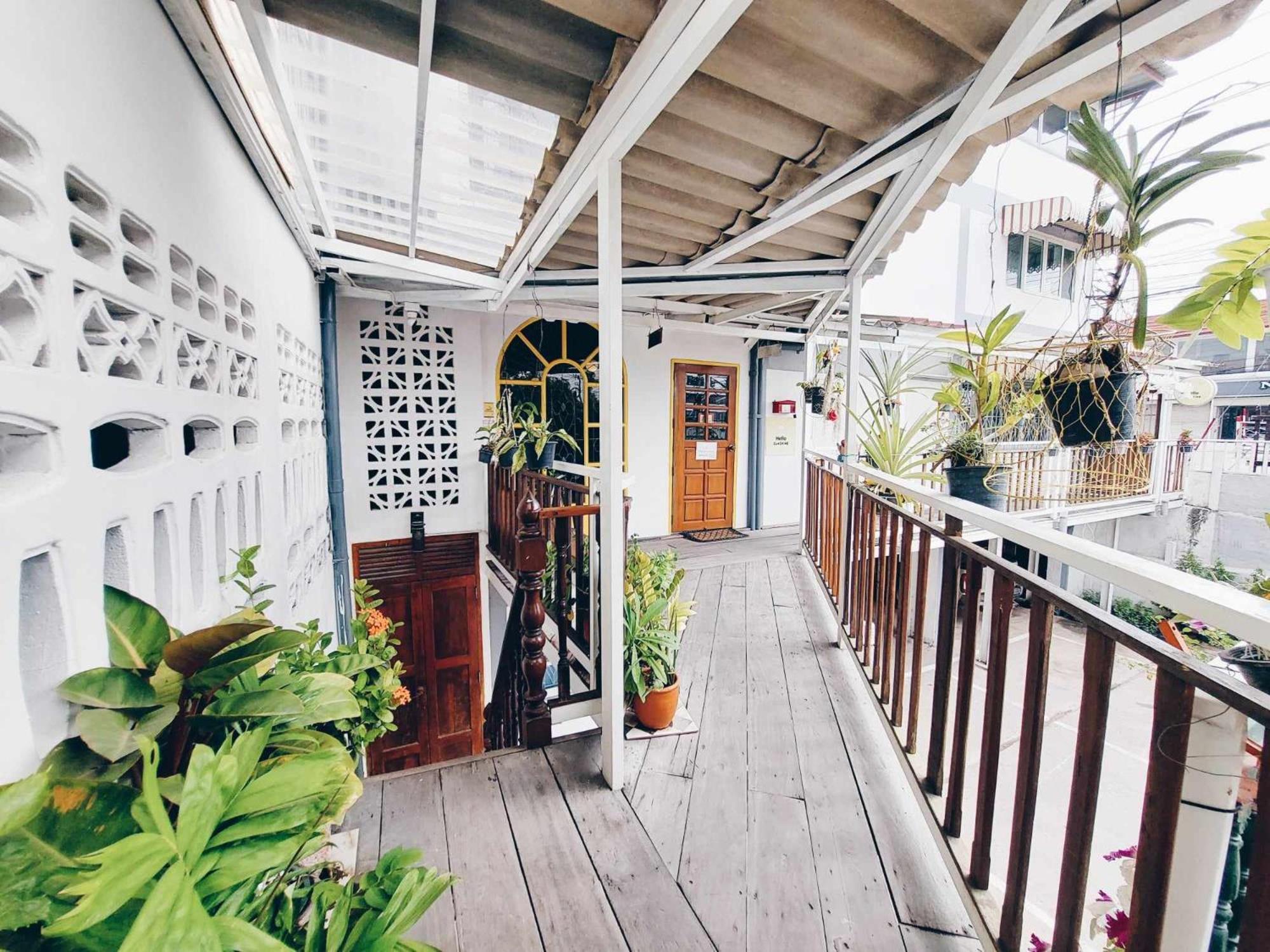 Hello Sunshine Hostel Phra Nakhon Si Ayutthaya Luaran gambar